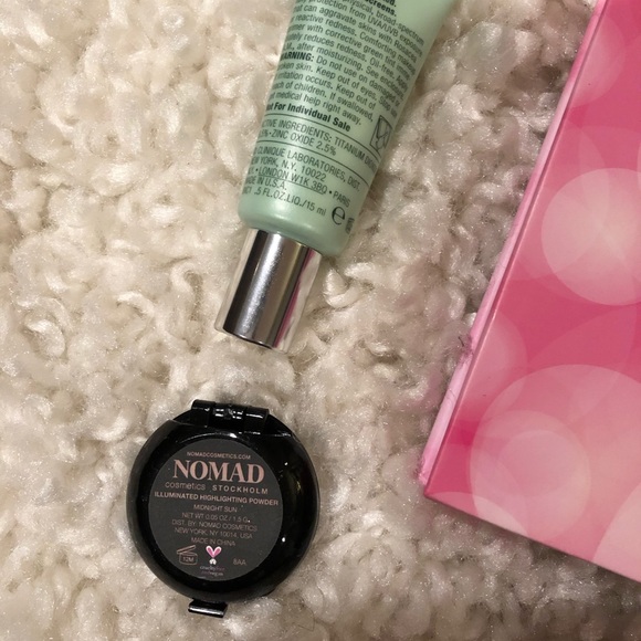 Makeup Bundle - Picture 4 of 8